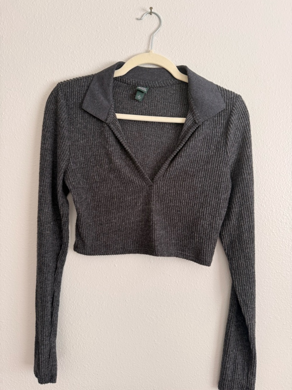 wild fable Charcoal Ribbed Cropped Collared Top
